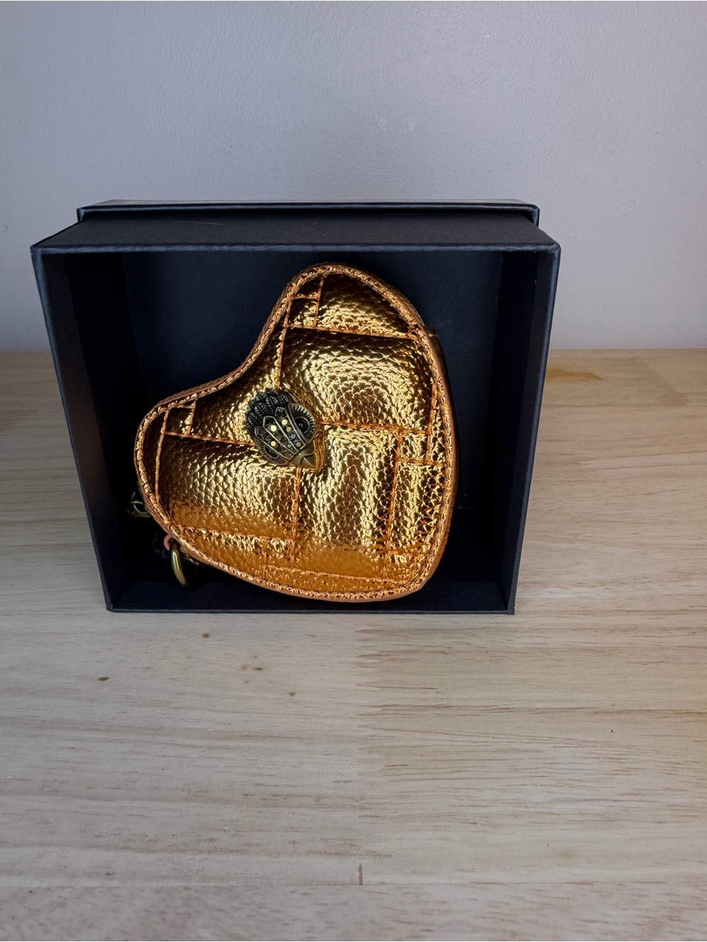 Kurt Geiger iMetallic Gold Heart Coin Purse Bag Charm NWT